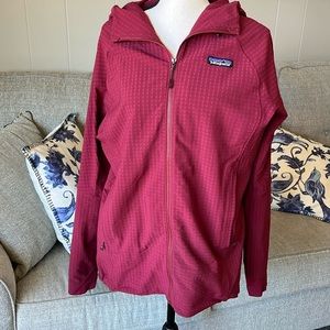 Patagonia windbreaker